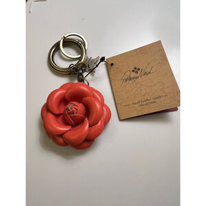NWT Women's Patricia Nash Coral Leather Rose Keychain One Size Bronze Hardware